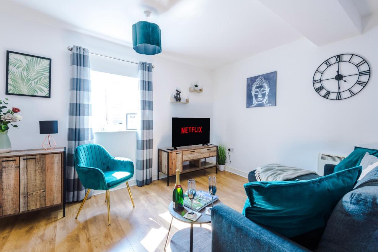 Stylish Chester City Centre Apartment By 53 Degrees Property, Ideal For Couples & Business Professionals - Sleeps 4 Extérieur photo