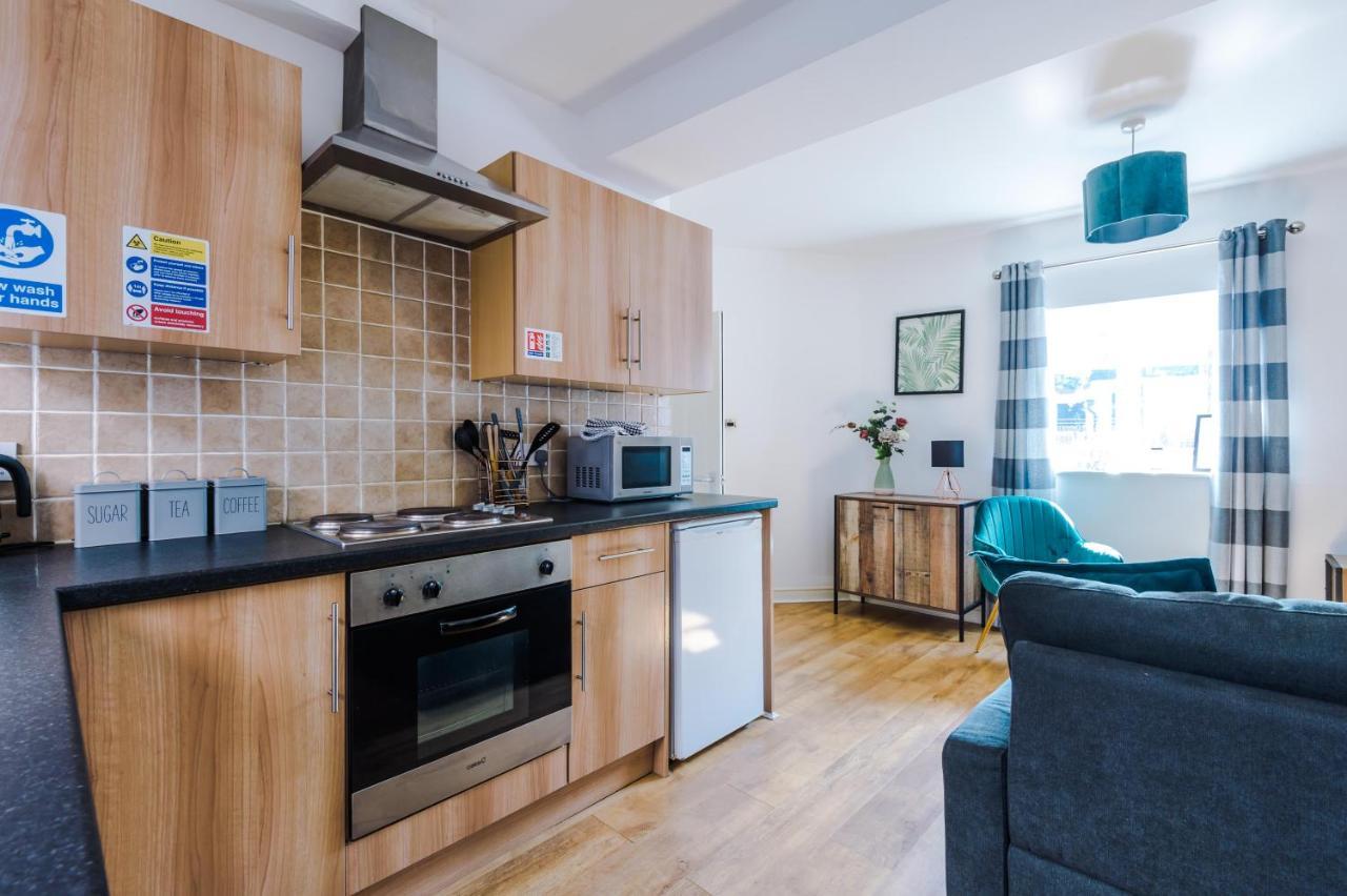 Stylish Chester City Centre Apartment By 53 Degrees Property, Ideal For Couples & Business Professionals - Sleeps 4 Extérieur photo
