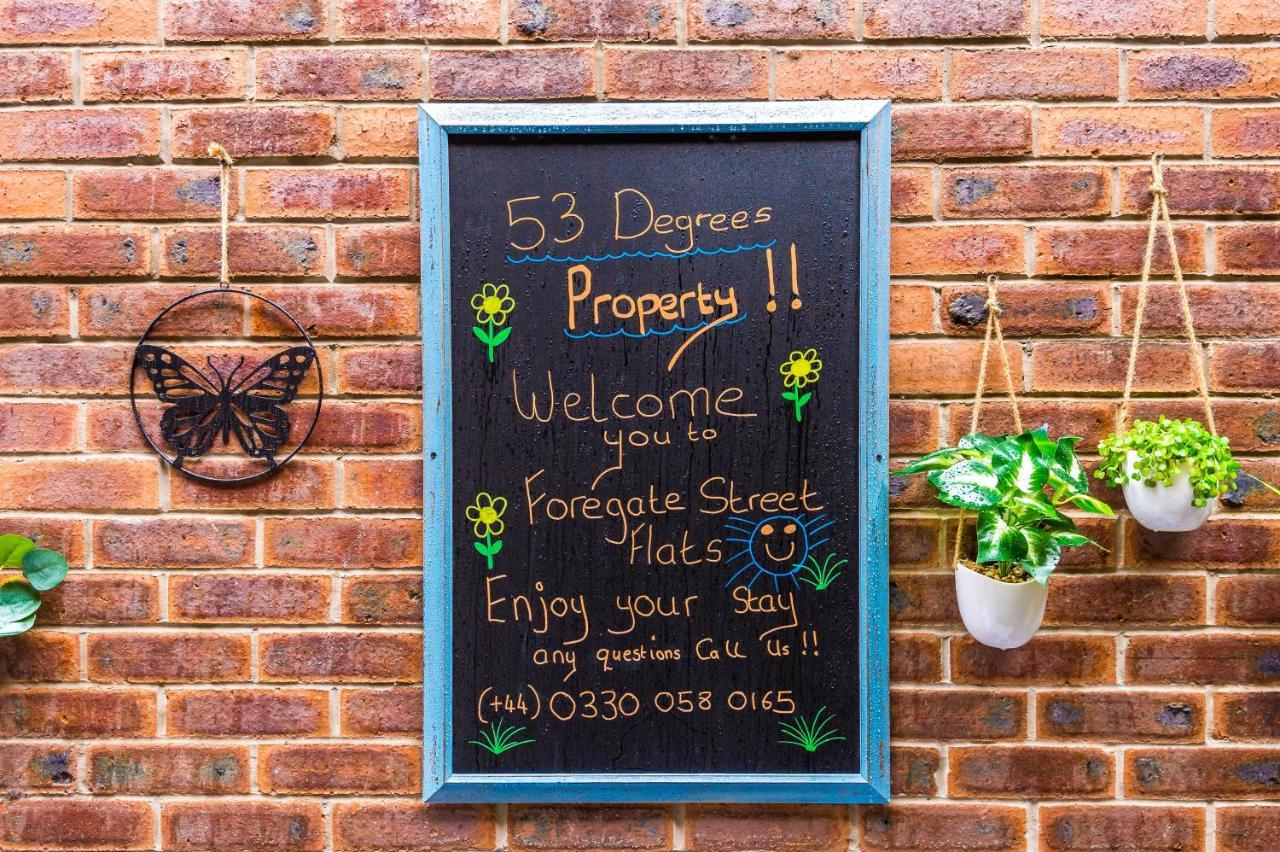 Stylish Chester City Centre Apartment By 53 Degrees Property, Ideal For Couples & Business Professionals - Sleeps 4 Extérieur photo